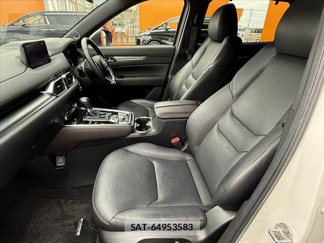 Mazda CX-8 2020-03 6263800-16