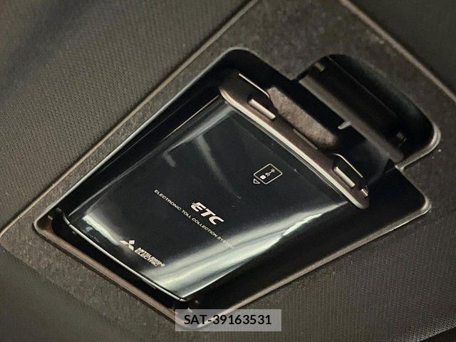 Mazda CX-8 2017-12 6671073-8