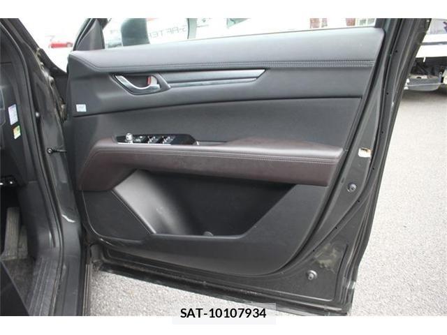 Mazda CX-8 2018-11 6682630-26