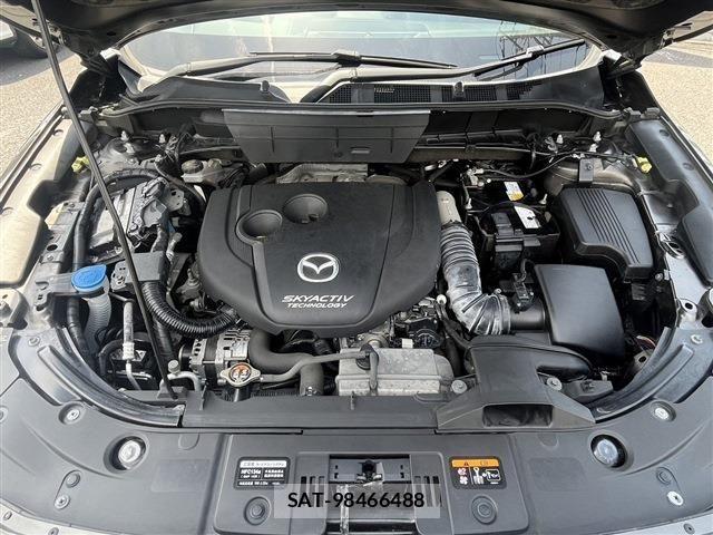 Mazda CX-8 2018-06 6690979-18