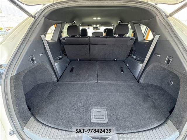 Mazda CX-8 2018-10 6751224-21