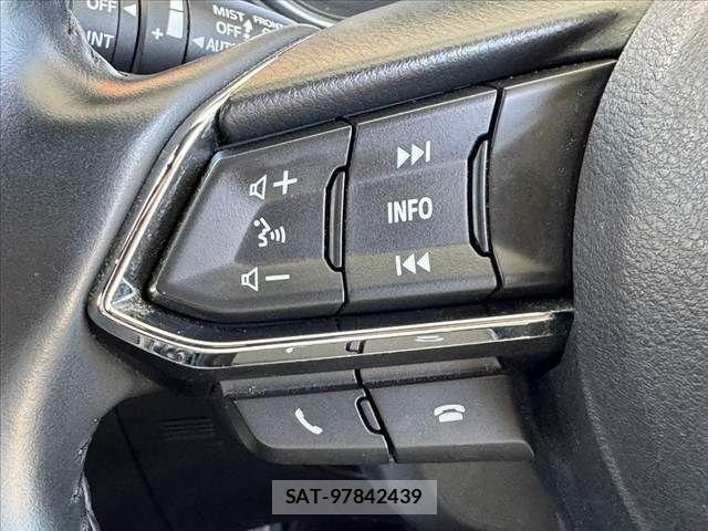 Mazda CX-8 2018-10 6751224-28