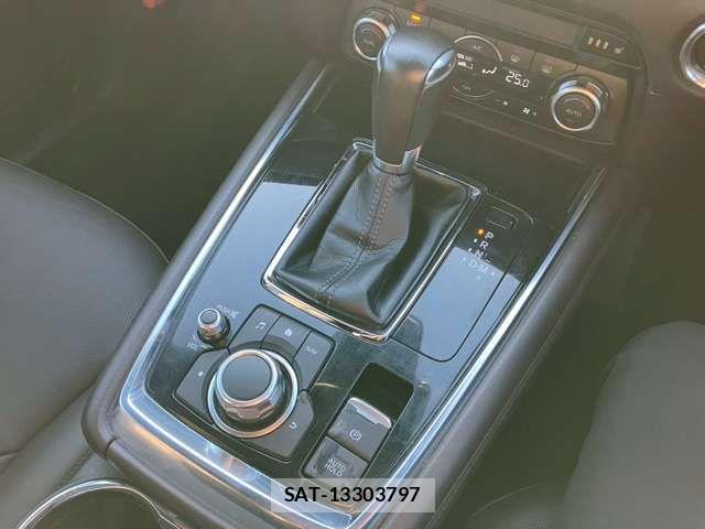 Mazda CX-8 2018-03 6904038-9