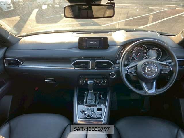 Mazda CX-8 2018-03 6904038-14