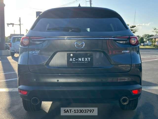 Mazda CX-8 2018-03 6904038-18