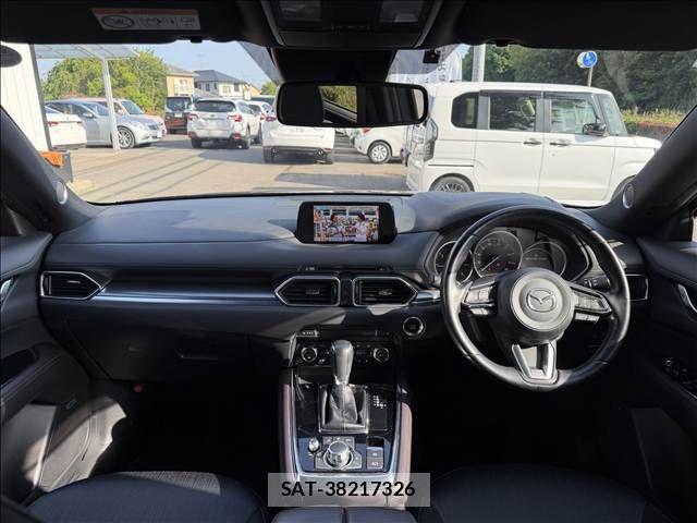 Mazda CX-8 2018-02 7058181-1