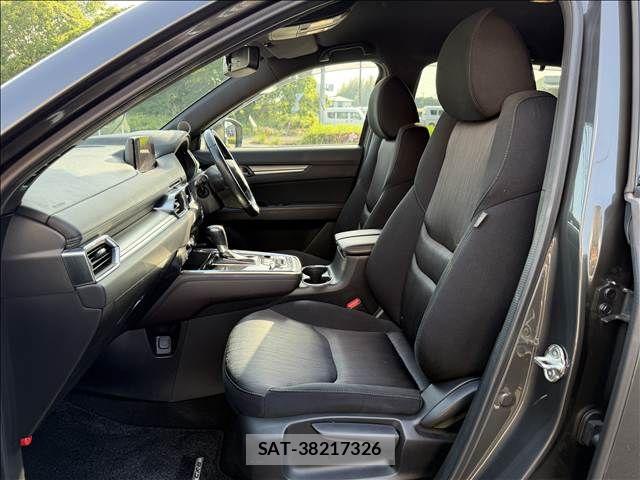 Mazda CX-8 2018-02 7058181-24