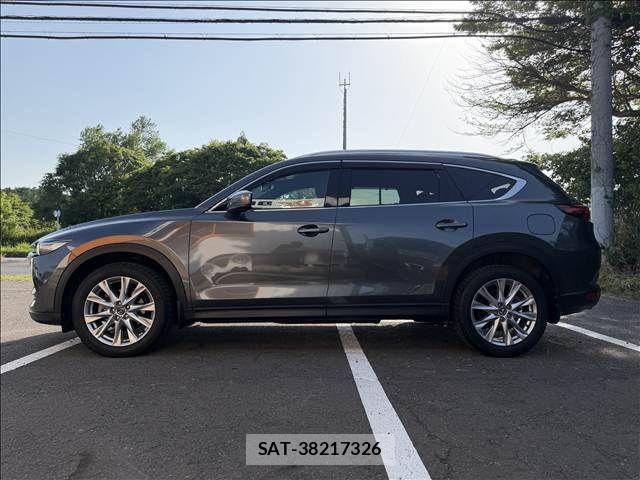 Mazda CX-8 2018-02 7058181-5