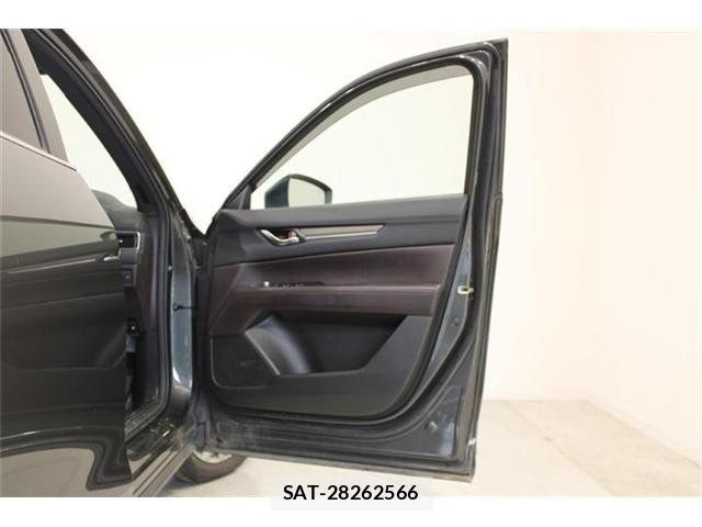 Mazda CX-8 2018-09 7217120-28