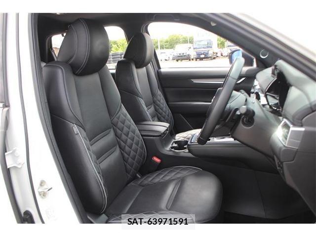 Mazda CX-8 2023-05 7217140-17