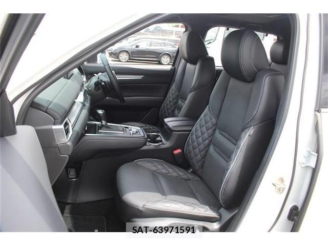 Mazda CX-8 2023-05 7217140-21