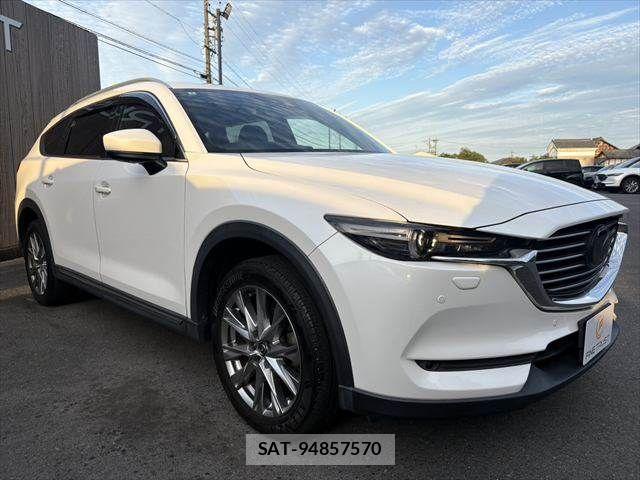 Mazda CX-8 2018-03 7217117-18