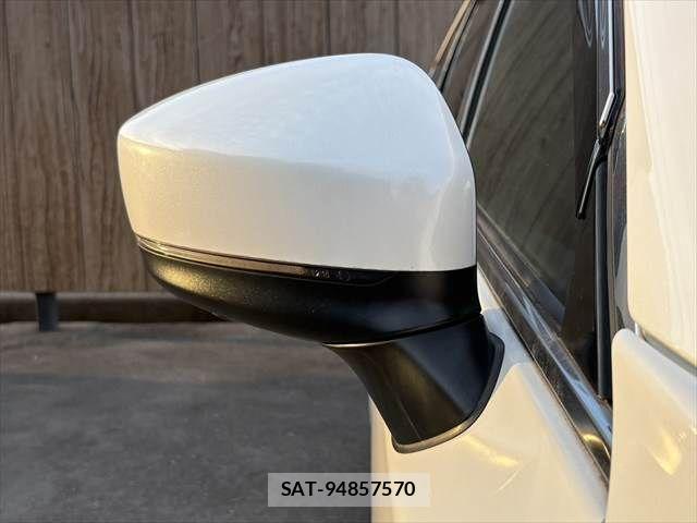 Mazda CX-8 2018-03 7217117-28