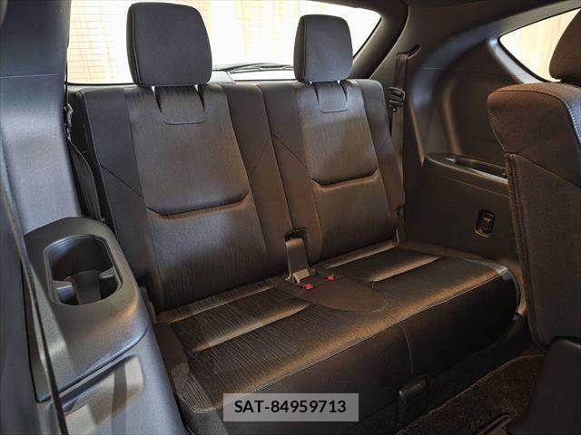 Mazda CX-8 2018-01 7217112-12
