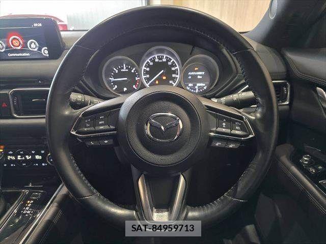 Mazda CX-8 2018-01 7217112-14