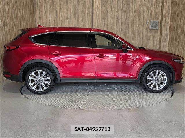 Mazda CX-8 2018-01 7217112-19