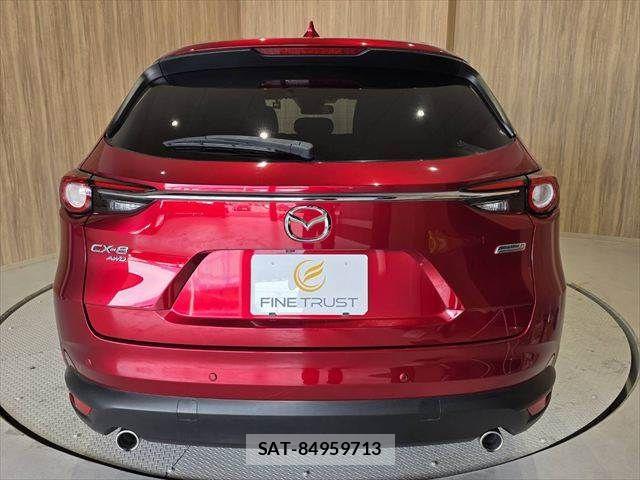 Mazda CX-8 2018-01 7217112-21