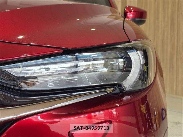 Mazda CX-8 2018-01 7217112-24