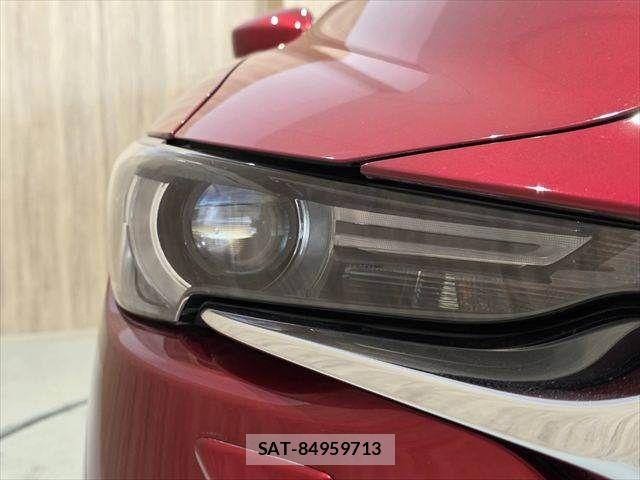Mazda CX-8 2018-01 7217112-25