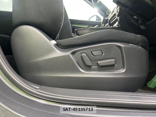 Mazda CX-8 2018-01 7217114-5