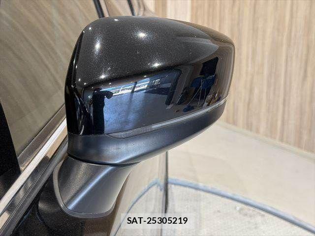 Mazda CX-8 2020-07 7217124-26