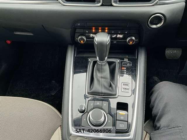Mazda CX-8 2023-11 7217141-12