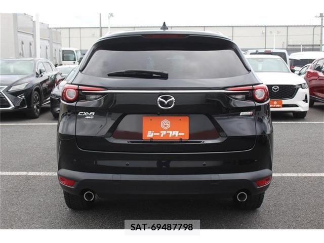 Mazda CX-8 2018-06 7217122-11