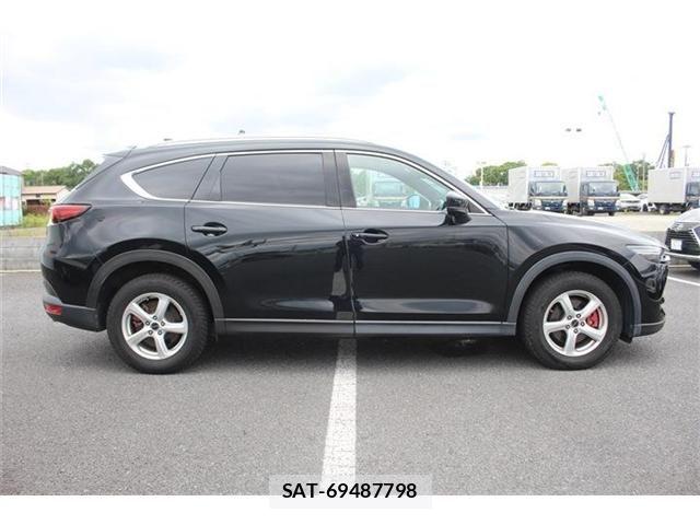 Mazda CX-8 2018-06 7217122-12