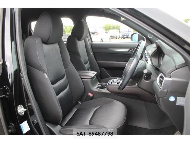 Mazda CX-8 2018-06 7217122-20