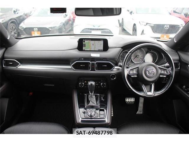 Mazda CX-8 2018-06 7217122-22