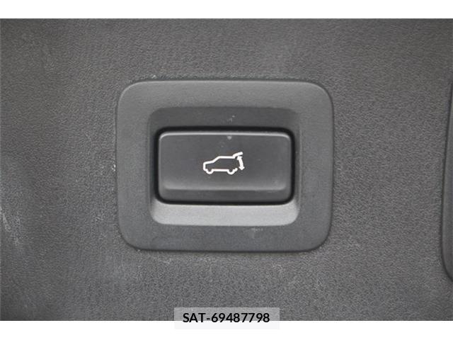 Mazda CX-8 2018-06 7217122-5