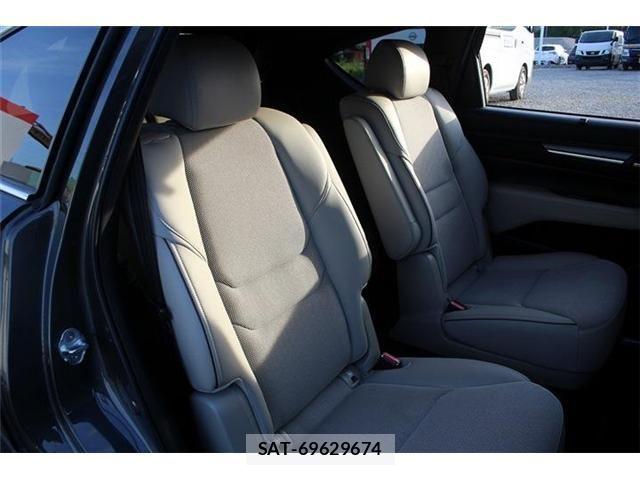Mazda CX-8 2023-09 7217142-21
