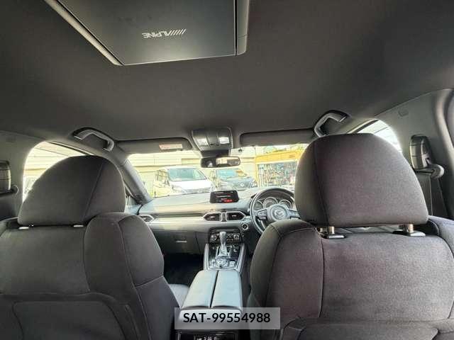 Mazda CX-8 2018-03 7250424-8