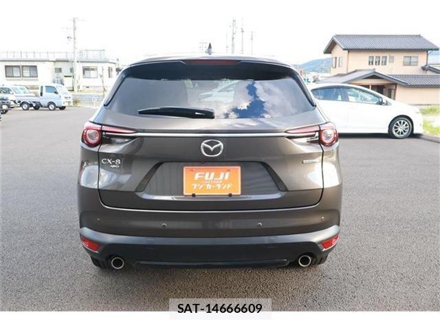 Mazda CX-8 2022-10 7326574-22