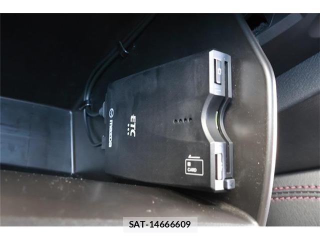 Mazda CX-8 2022-10 7326574-6