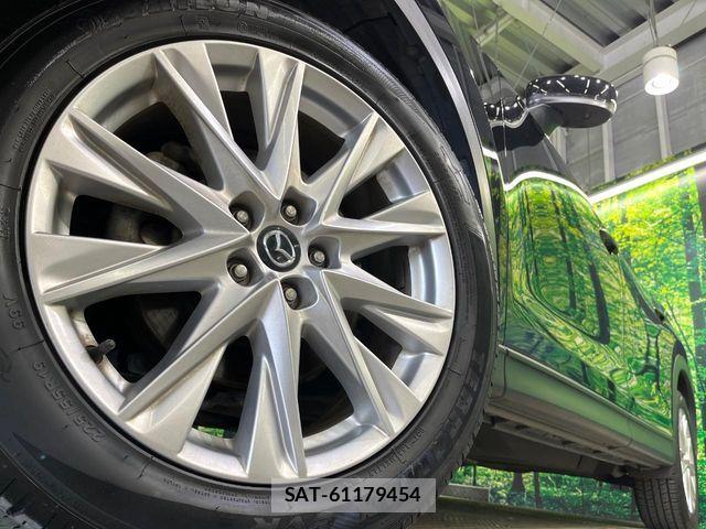 Mazda CX-8 2018-04 7326576-13
