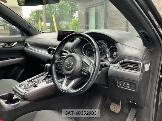 Mazda CX-8 2018-10 7326577-9