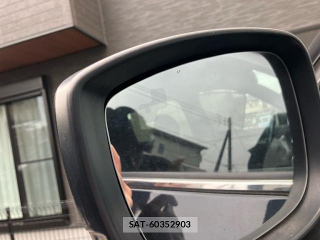 Mazda CX-8 2018-10 7326577-17