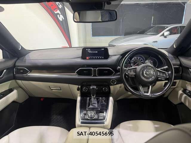 Mazda CX-8 2018-06 7453843-3