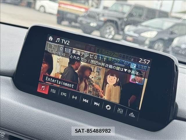 Mazda CX-8 2018-05 7508494-17