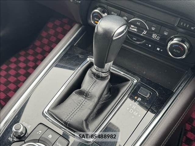 Mazda CX-8 2018-05 7508494-20
