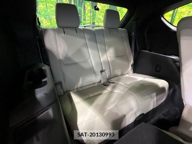 Mazda CX-8 2023-12 7500178-9