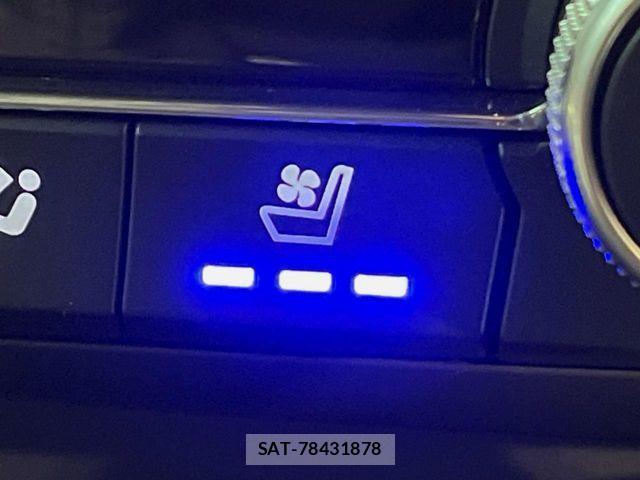 Mazda CX-8 2023-04 7500175-6