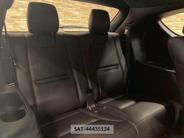 Mazda CX-8 2018-03 7500179-8