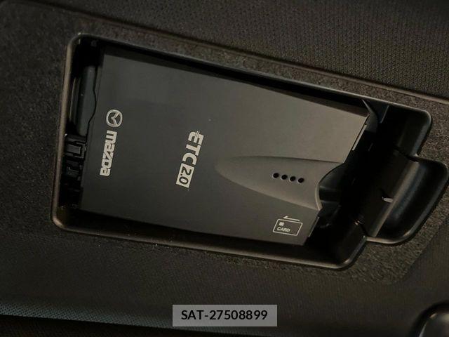 Mazda CX-8 2018-01 7616057-7