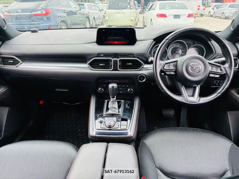Mazda CX-8 2019-01 7737928-12
