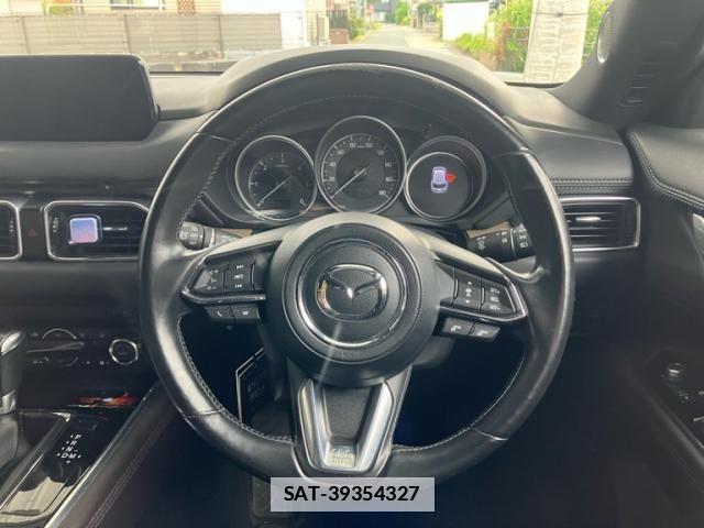Mazda CX-8 2018-04 7876038-15