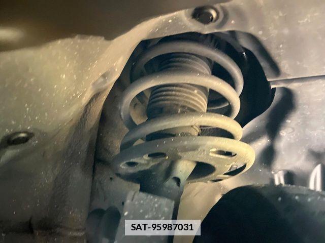 Mazda CX-8 2018-01 7978963-19
