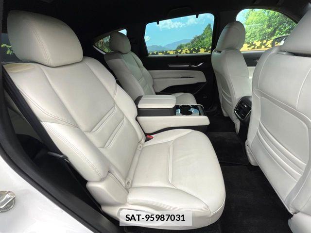 Mazda CX-8 2018-01 7978963-7