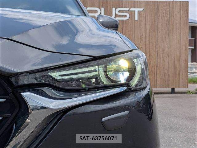 Mazda CX-8 2018-01 8035190-16